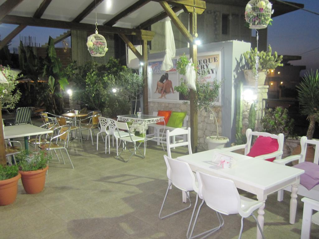 Vickys Studios Rhodes City Exteriér fotografie